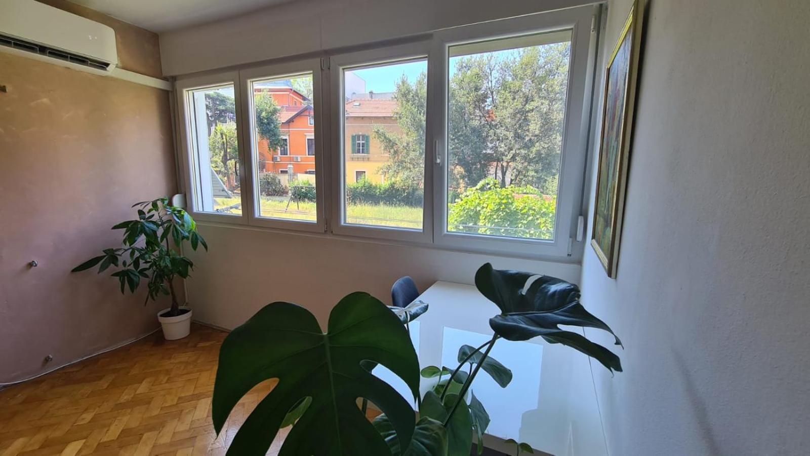 Apartment With Sauna In City Centre Σπλιτ Εξωτερικό φωτογραφία